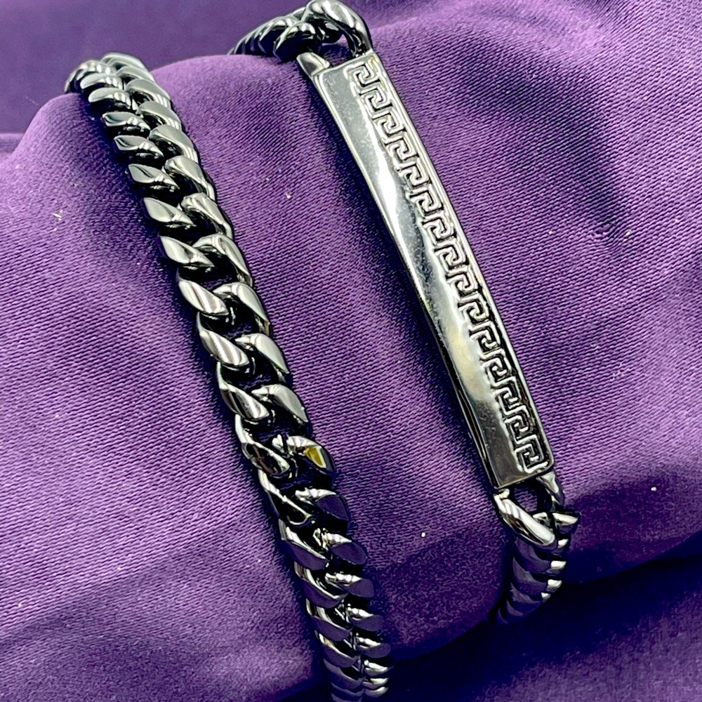 King Ice: Black Stainless Steel Link Wrap Bracelet with Fold Over Clasp Closure